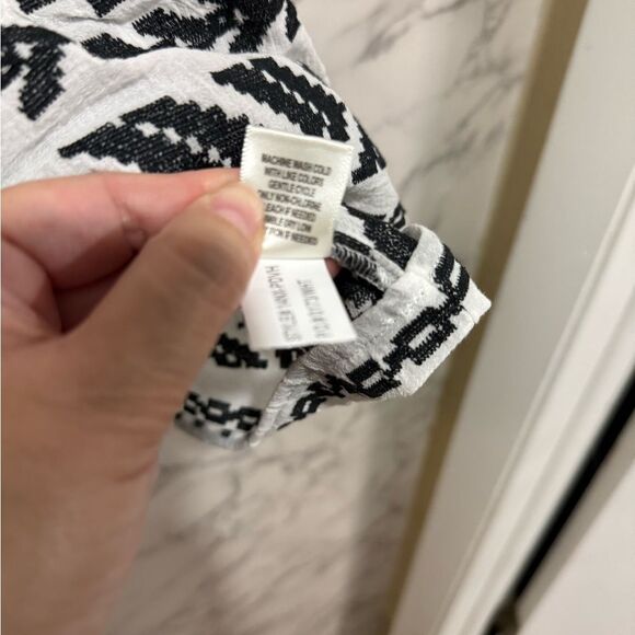 NEW Cloth & Portrait White and Black Embroidered Blouse Size S - Picture 7 of 8